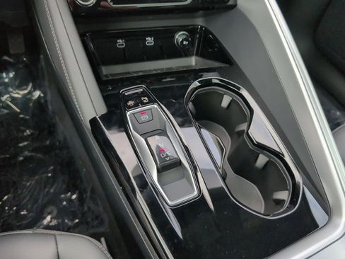 New 2025 Audi Q5 Premium Plus image 16