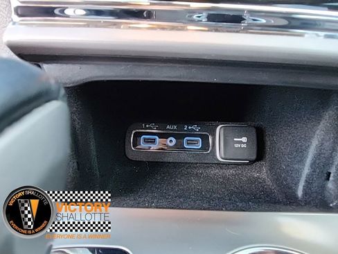 Certified 2022 Jeep Grand Cherokee Laredo X image 5