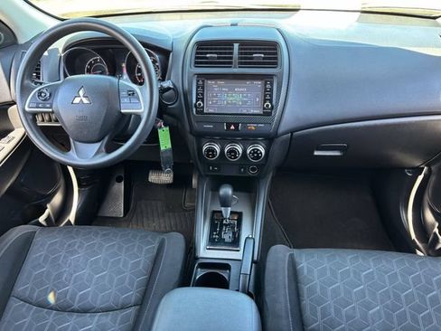 Used 2020 Mitsubishi Outlander Sport ES FWD image 15