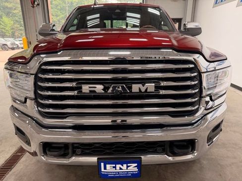 Used 2022 RAM 2500 Limited AWD/4WD image 3