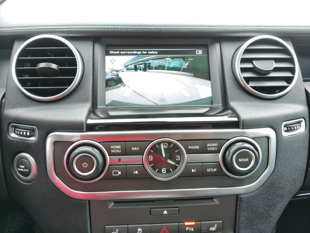 Used 2016 Land Rover LR4 HSE LUX AWD/4WD image 32