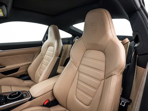 Certified 2024 Porsche 911 Carrera 4S image 26