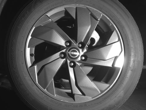 Used 2025 Nissan Rogue SV image 14