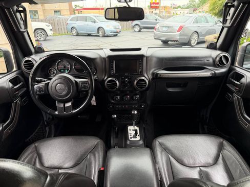 Used 2014 Jeep Wrangler Unlimited Sport w/ Quick Order Package 24S AWD/4WD image 5