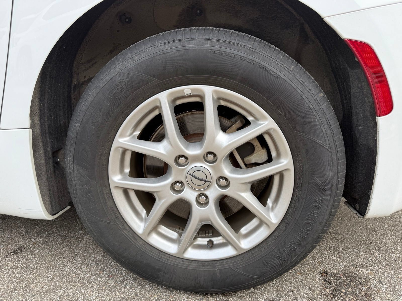 Used 2025 Chrysler Pacifica Select FWD image 8