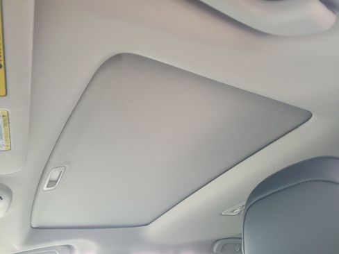 Used 2024 Subaru Outback Touring XT image 20