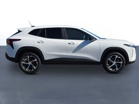 New 2026 Chevrolet Trax RS w/ Driver Confidence Package image 4