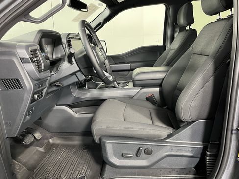 Used 2025 Ford F150 XLT w/ Equipment Group 302A MID AWD/4WD image 9