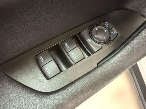 Used 2023 Chevrolet Blazer LT FWD image 20