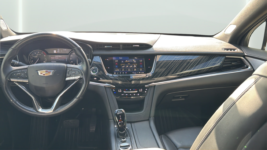 Used 2024 Cadillac XT6 Premium Luxury FWD image 20