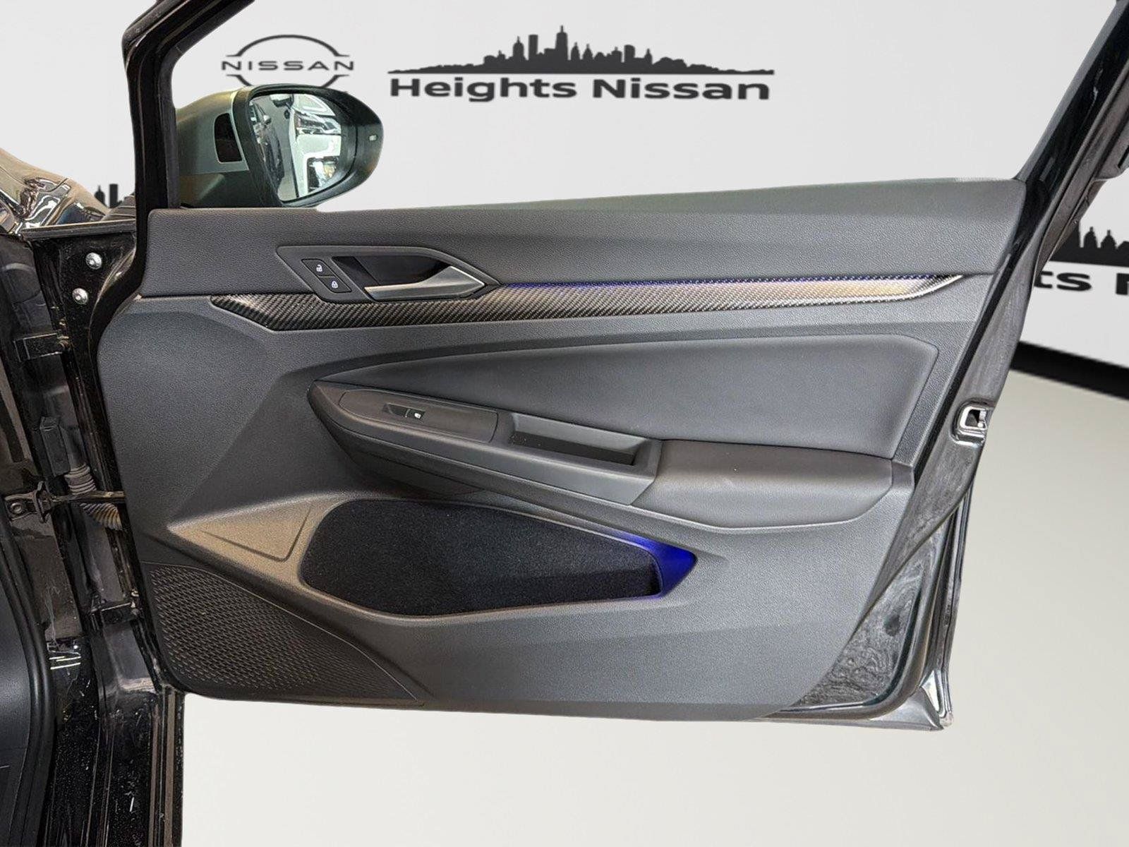 Used 2024 Volkswagen Golf R AWD/4WD image 34