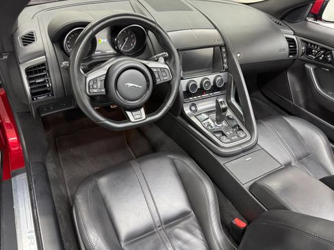Used 2017 Jaguar F-TYPE R AWD/4WD image 9