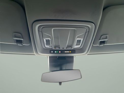 Used 2023 GMC Sierra 1500 Elevation image 18