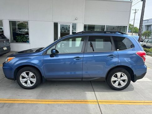 Used 2016 Subaru Forester 2.5i Limited AWD/4WD image 4