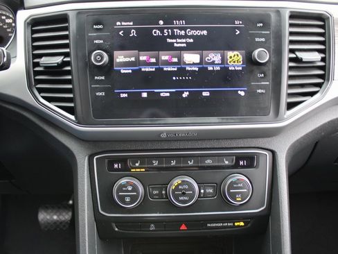 Certified 2021 Volkswagen Atlas Cross Sport SE image 15