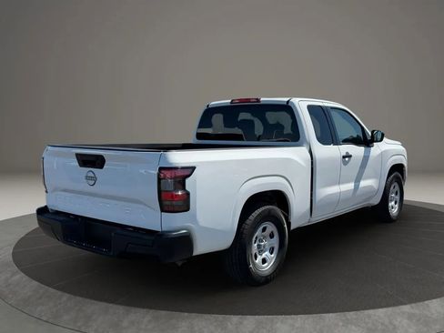 Used 2024 Nissan Frontier S RWD image 6