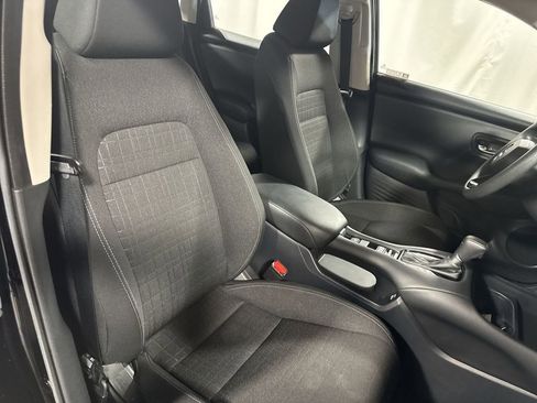Used 2023 Honda HR-V LX image 31