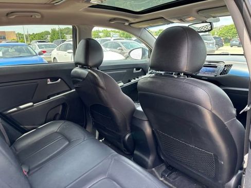 Used 2011 Kia Sportage EX w/ Premium Pkg w/Leather Seats AWD/4WD image 17