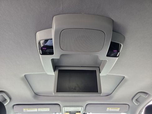 Used 2021 Honda Pilot Touring image 14