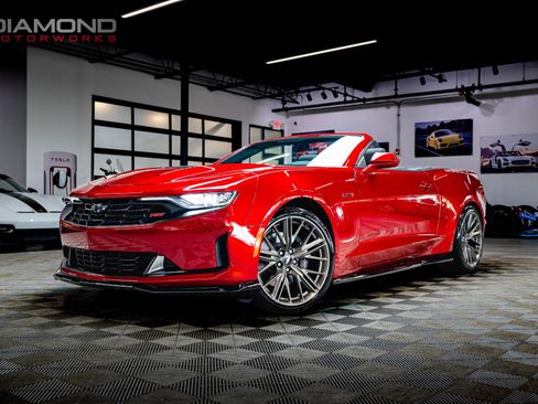 Used 2023 Chevrolet Camaro LT w/ RS Package RWD image 5