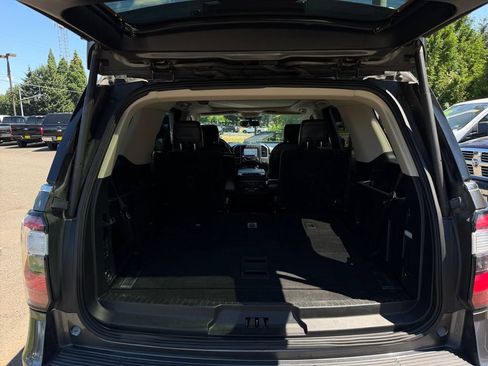 Used 2020 Ford Expedition Platinum AWD/4WD image 23