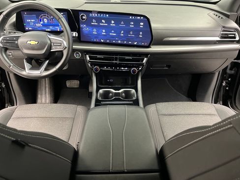 Used 2024 Chevrolet Traverse LT FWD image 51