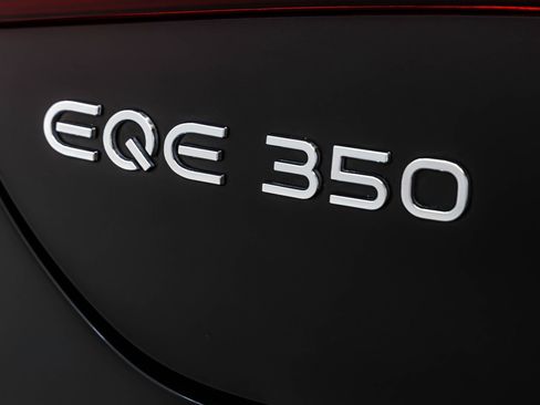 Used 2023 Mercedes-Benz EQE 350+ 4MATIC Sedan image 9