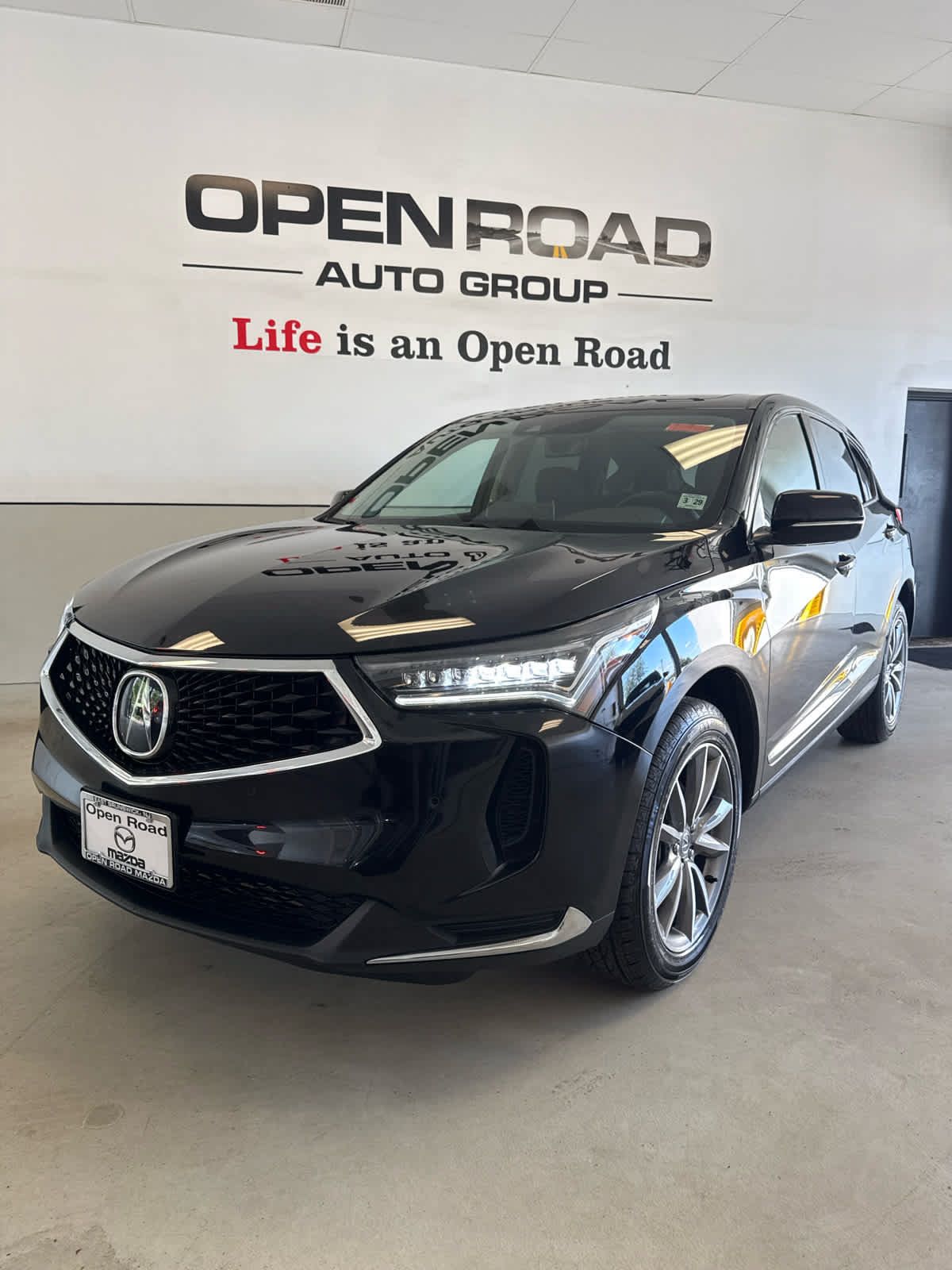 Used 2024 Acura RDX w/ Technology Package AWD/4WD image 1