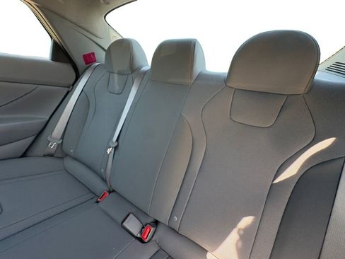 New 2026 Hyundai Elantra SE FWD image 13