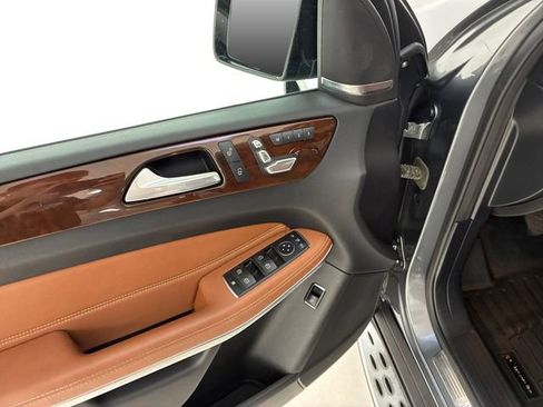 Used 2018 Mercedes-Benz GLS 550 4MATIC image 13