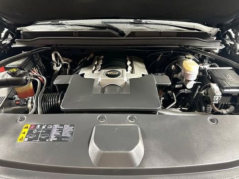 Used 2020 Cadillac Escalade ESV Luxury w/ Escalade Sport Edition image 32