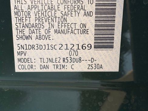 Used 2025 Nissan Pathfinder Platinum w/ Cargo Package AWD/4WD image 27