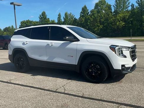Certified 2024 GMC Terrain AT4 w/ Infotainment Package II AWD/4WD image 2