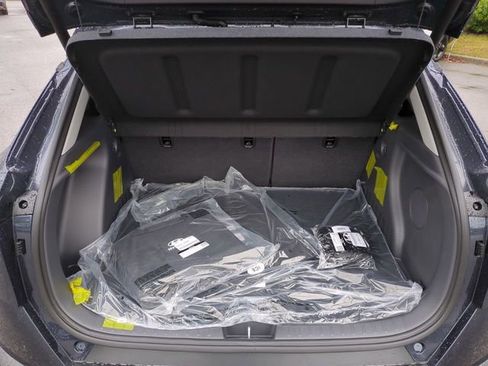 New 2026 Hyundai Kona Limited FWD image 12
