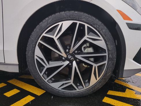 Used 2023 Hyundai Ioniq 6 SEL image 11