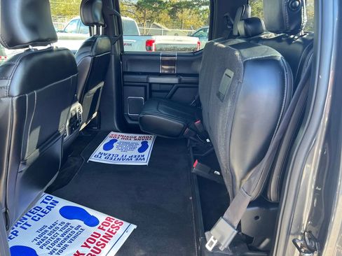 Used 2017 Ford F150 Platinum w/ Equipment Group 701A Luxury image 44