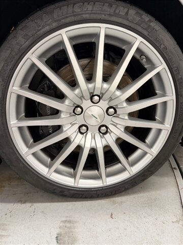 Used 2009 Aston Martin DB9 Volante RWD image 43