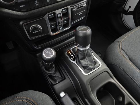 New 2026 Jeep Gladiator Sport AWD/4WD image 23