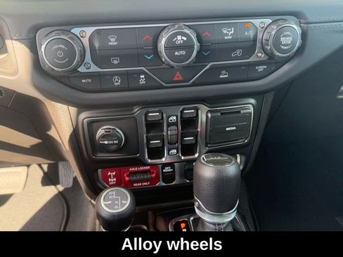 New 2026 Jeep Gladiator Mojave AWD/4WD image 14