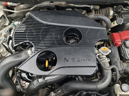 Used 2017 Nissan Juke SL image 30