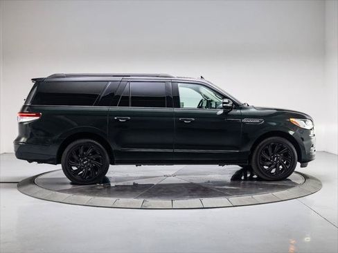 New 2023 Lincoln Navigator L Black Label AWD/4WD image 6