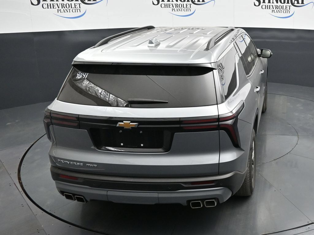 Certified 2025 Chevrolet Traverse LT AWD/4WD image 23