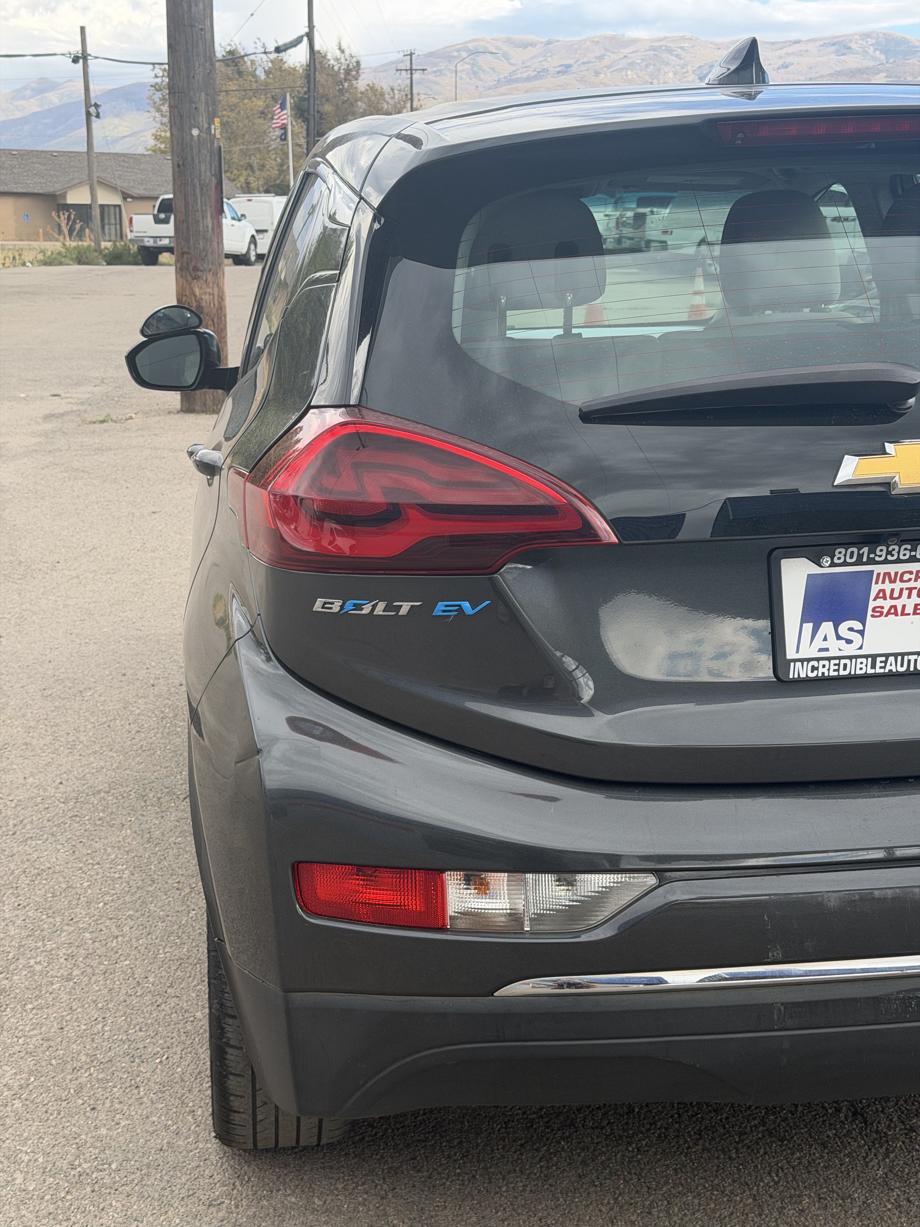 Used 2017 Chevrolet Bolt LT FWD image 12