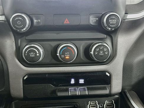 Used 2019 RAM 1500 Big Horn RWD image 22