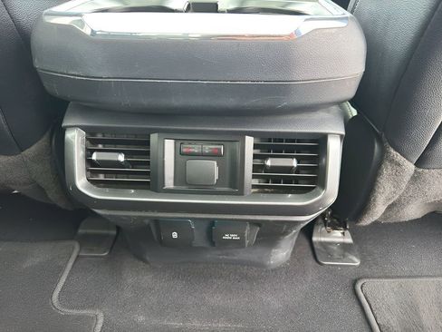 Used 2023 Ford F150 Lariat w/ Equipment Group 502A High image 38