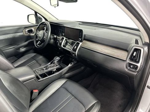 Used 2023 Kia Sorento S w/ Panoramic Sunroof Package AWD/4WD image 31
