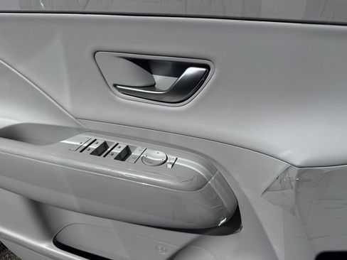 New 2026 Hyundai Kona SEL Premium image 28