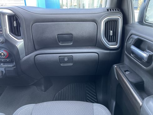 Used 2022 Chevrolet Silverado 1500 RST w/ LPO, Blackout Package image 31