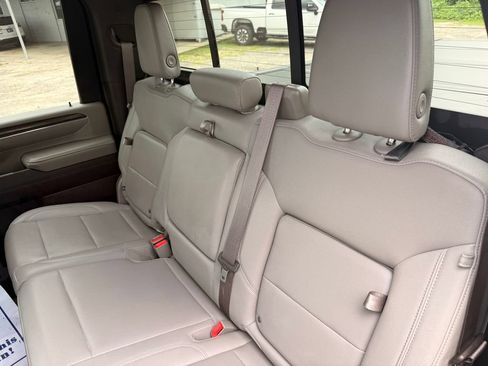 Used 2024 Chevrolet Silverado 3500 LTZ w/ LTZ Convenience Package AWD/4WD image 26