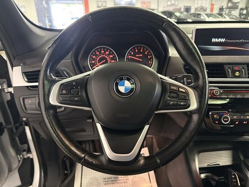 Used 2017 BMW X1 xDrive28i AWD/4WD image 30
